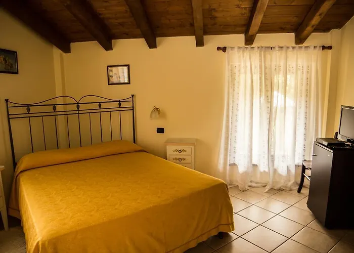 컨트리하우스 Mandrola *